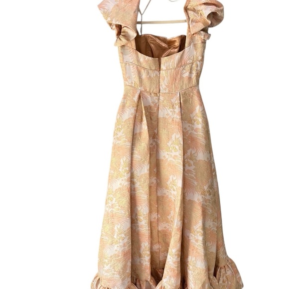 Mac Duggal 68276 Bubble Hem Square Neck Floral Puff Sleeve Hi-Lo Brocade Gown - Picture 6 of 16